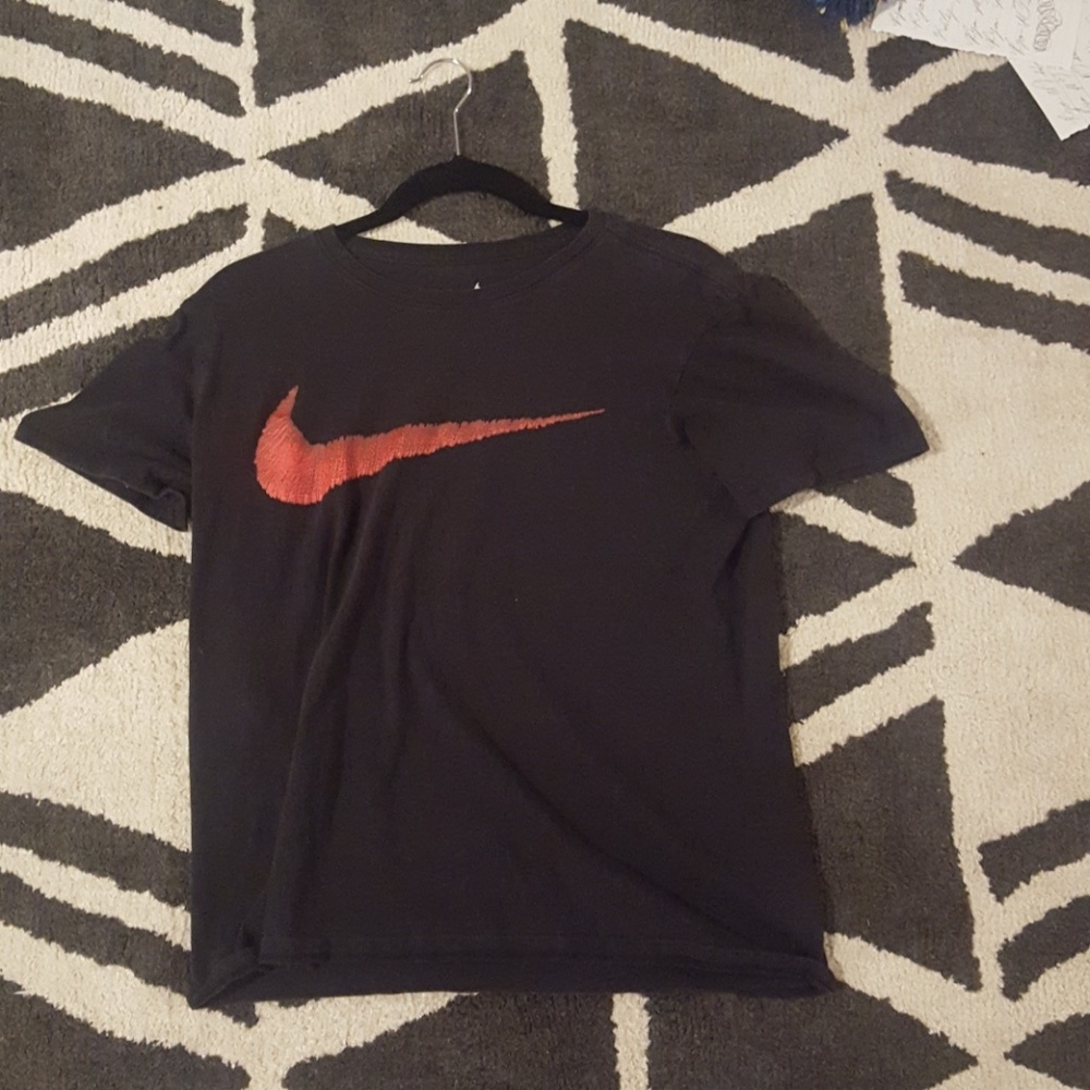 Nike t shirt